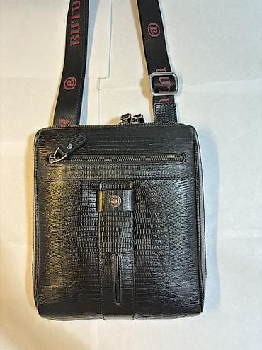 Кол сааттар: BUTUN 🇹🇷 100 % кожа Состояние отличное 👌🏻 Реальным клиентам есть — 3