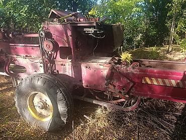 r15 ist: Пресс‑подборщик тюковый (прицепной, привод от ВОМ трактора) Описание — 2