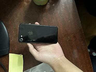 IPhone 7, Б/у, 256 ГБ, Черный, Чехол, 100 % at lalafo.kg IPhone 7, Б/у, 256 ГБ, Черный, Чехол, 100 %