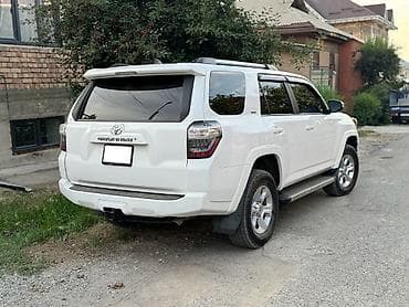 4 7: Toyota 4Runner: 2019 г., 4 л, Автомат, Бензин, Внедорожник — 6