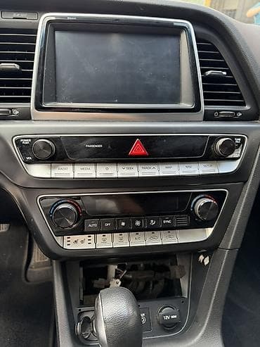 e class: Hyundai Sonata: 2017 г., Автомат, Газ, Седан — 6