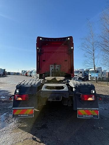 машина грузовая: Тягач, Scania, Тентованный — 7