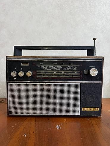 чихлы на авто: Портативные радиоприёмники (несколько моделей) 1) VEF-317 - Настройка — 3