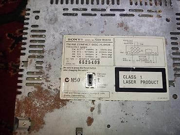 обмен на колонку: Автомагнитола Sony CDX-R5610 - Форматы: CD/MP3 (ATRAC CD), поддержка — 2