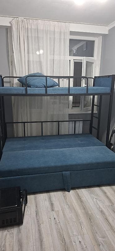 кованные скамейки: Двухъярусная кровать, Б/у, С выкатной системой — 2