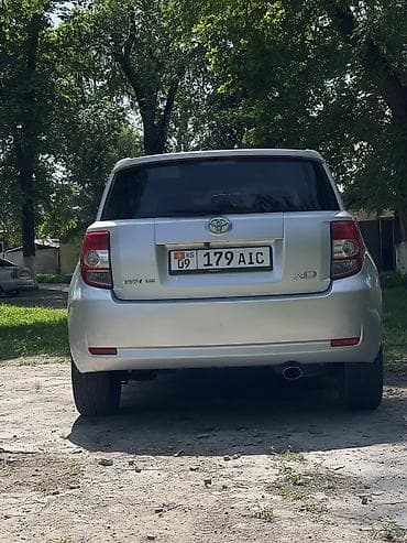 бмв e36: Scion xD: 2010 г., 1.8 л, Автомат, Бензин, Хэтчбэк — 4