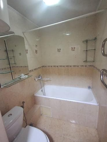 osh flat: 1 комната, 30 м², Хрущевка, 4 этаж — 7