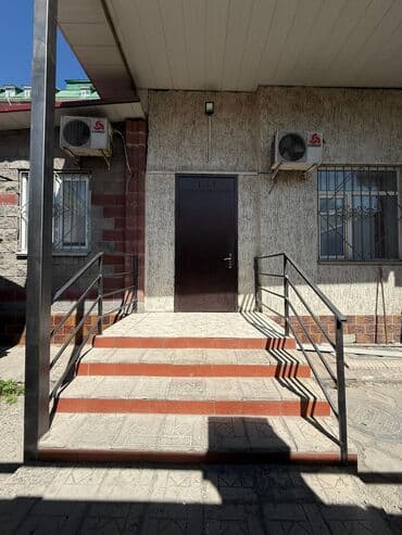 дом в центре бишкек: Сдаю Офис, 77 м², В жилом комплексе, 1 линия, С оборудованием, С отдельной кухней — 1