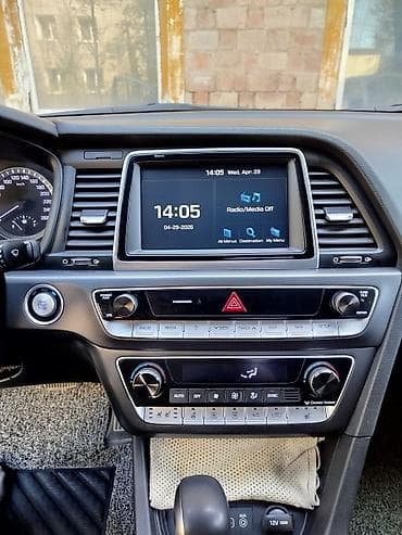 sonata 2004: Hyundai Sonata: 2018 г., Автомат, Газ, Седан — 4