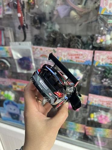 машина оюнчук: Металлическая модель гоночного автомобиля с инерционным механизмом — 3