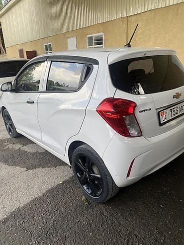 Chevrolet Spark: 2020 г., 1 л, Автомат, Бензин, Хэтчбэк — 5