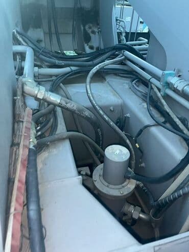 на железных номерах: Автокран, Zoomlion, 2023 г., от 30 м — 15