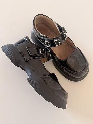 зимняя обувь для мужчин: Лаковые детские туфли. 31 размер в идеальном состоянии. 400 сом — 1