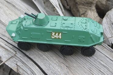коллекционные монеты нбкр: Продаю: Бронетранспортер, БТР - 60 ПБ, модельная, СССР — 2