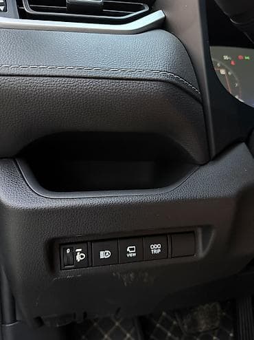 byd qin: Toyota Wildlander: 2023 г., 2 л, Вариатор, Бензин, Внедорожник — 4