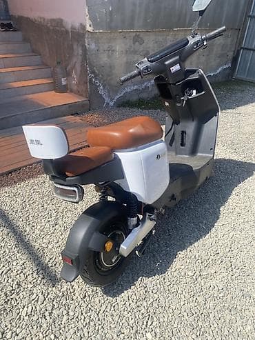 вентилятор на венто: Электроскутер с городской посадкой и двумя сиденьями Основные — 4