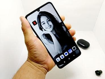 poco s3: Redmi, Redmi 13C, Б/у, 128 ГБ, цвет - Черный, 1 SIM, 2 SIM — 8
