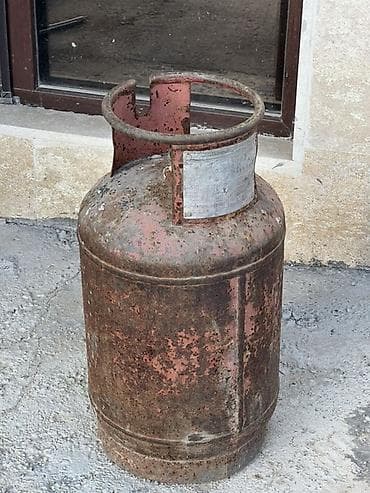 Баллон для сжиженного газа (пропан/бутан), металлический. - Объем — 1