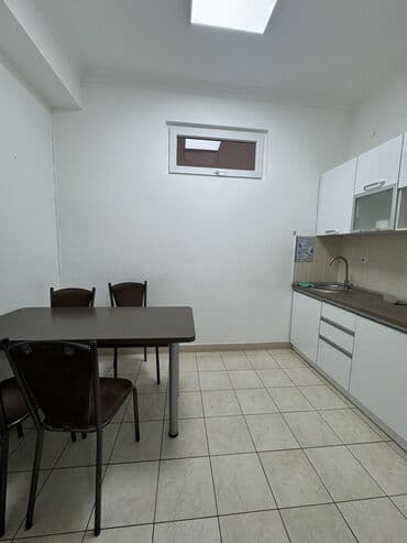 маленький офис аренда: Сдаю Офис, 220 м², В жилом комплексе, 1 линия, С отдельной кухней, С отдельным входом — 7