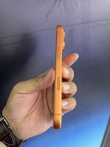 ас 3: IPhone 17 Pro, Колдонулган, 256 ГБ, Ток сары — 7