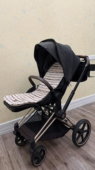 матрац на коляску: Продаю коляску Cybex Platinum 🖤 Комплектация: — прогулочный блок — — 1