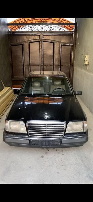 quad bike: Mercedes-Benz E-Class: 1994 г., 3.2 л, Автомат, Бензин, Седан — 1