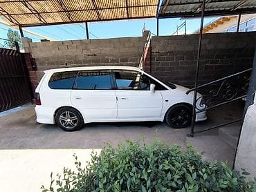 Honda Odyssey: 2001 г., 2.3 л, Типтроник, Газ, Минивэн — 1