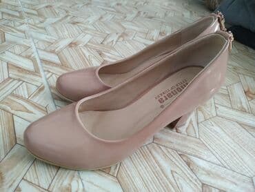 туфли беж цвет: Красивые бежевые туфли) новые. Одевали один раз на выпускной. Очень — 5