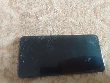 samsung 128: Смартфон с сенсорным экраном (черный цвет корпуса). - Форм‑фактор — 2