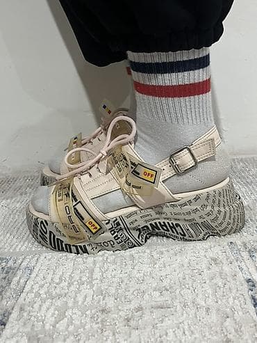 Атайын кийим: Сандалии GT-TRANCK на массивной платформе с принтами 40 размер — 2