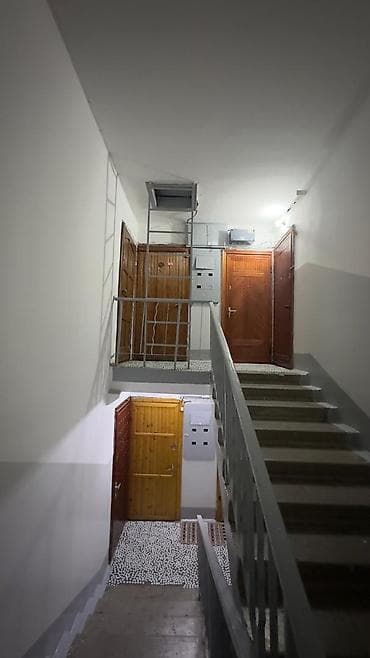 квартира 8микр: 2 комнаты, 49 м², 104 серия, 4 этаж, Косметический ремонт — 8