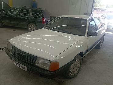 Audi: Audi 100: 1989 г., 2 л, Механика, Бензин, Седан — 3