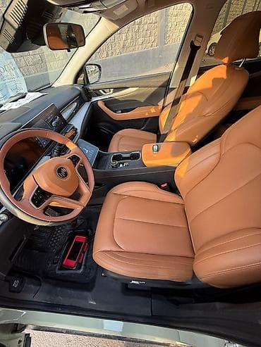 робот пылесос: Weltmeister W6, 2022 г., 60000 км, Передний, В наличии — 4