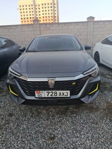 Ламинат: Rover : 2021 г., Робот, Гибрид, Седан — 1