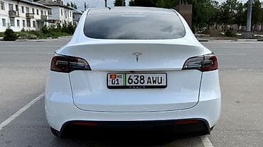 Tesla: Tesla Model Y: 2024 г., Автомат, Электромобиль, Кроссовер — 8