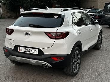 Kia Stonic: 2018 г., 1.4 л, Автомат, Бензин, Кроссовер — 5