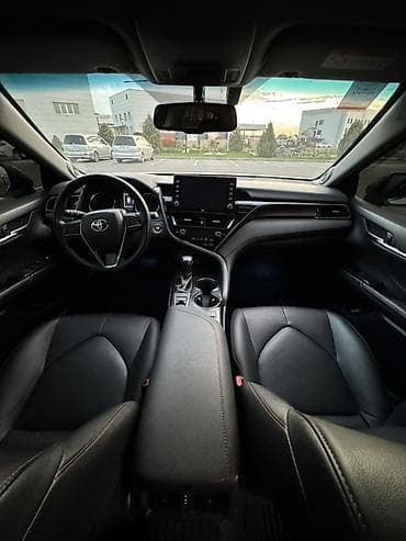 Унаа: Toyota Camry: 2021 г., 2.5 л, Автомат, Бензин, Седан — 10