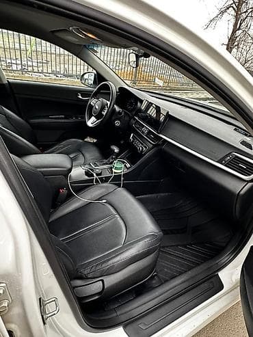 Продажа авто: Kia K5: 2019 г., 2 л, Автомат, Газ, Седан — 4