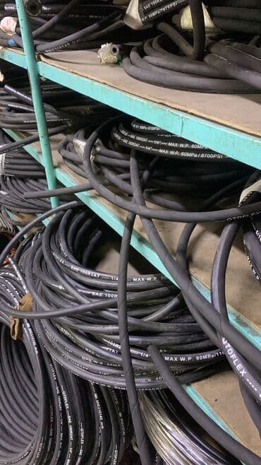 мойка волос: Фитинги для шлангов. 📍Адрес: Аламединский базар, Семена Буденного — 3