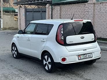 bmw x5 2017: Kia Soul EV: 2018 г., Электромобиль, Кроссовер — 5