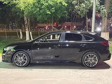 Kia Cerato: 2019 г., 1.6 л, Автомат, Бензин, Лифтбек — 2