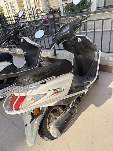 дио 34: Скутер Honda Dio (белый) - Марка/модель: Honda Dio - Тип: бензиновый — 5