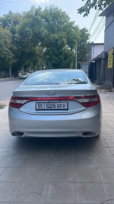 geely e5: Hyundai Grandeur: 2011 г., 0.3 л, Автомат, Газ, Седан — 4