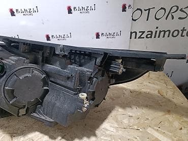 5d mark: Передняя правая фара Kia Б/у, Оригинал — 2