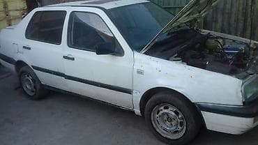 golf 2 8: Volkswagen Vento: 1992 г., 1.8 л, Механика, Бензин, Седан — 3