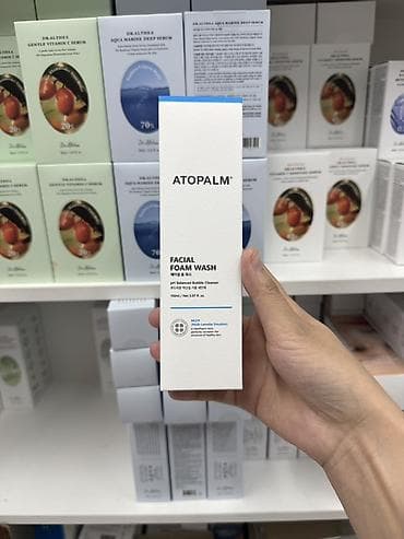 face: Топовые корейские средства для ухода за кожей: 1) EIIQ Moist Fit Face — 2