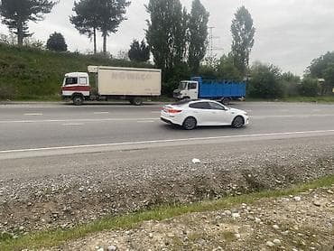 roewe ei6: Грузовик, Mercedes-Benz, Дубль, 7 т, Б/у — 5