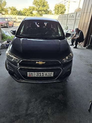Chevrolet Spark: 2017 г., Хэтчбэк