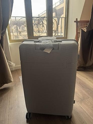 smart sensor: Чемодан, Новый, Материал: Пластик, Большой (более 70 л), Водонепроницаемость, Вращающиеся колеса на 360°, На колесах — 3