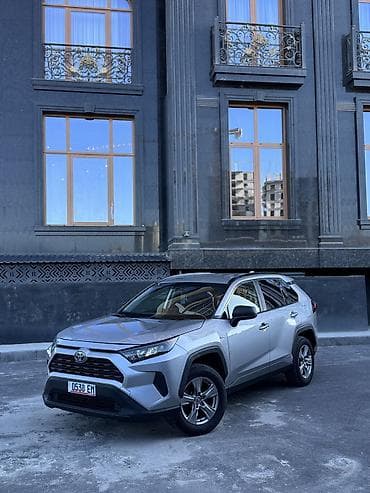 прокладки на машину цена: Toyota RAV4: 2022 г., 2.5 л, Автомат, Гибрид, Кроссовер — 1